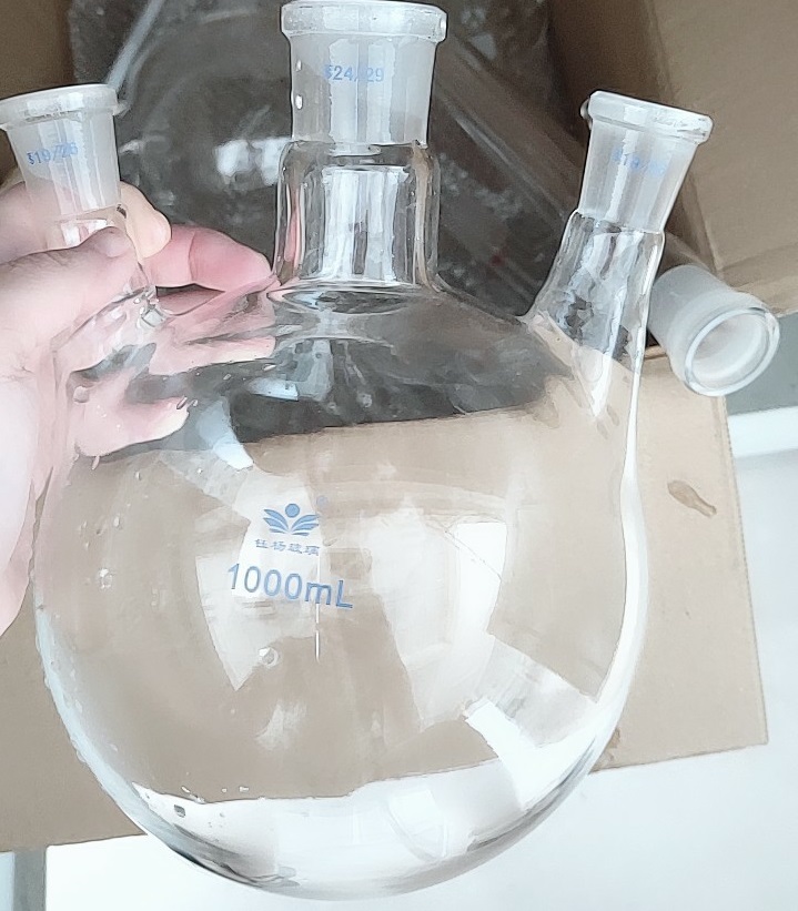 Three neck Borosilicate Glass Round Bottom Flask